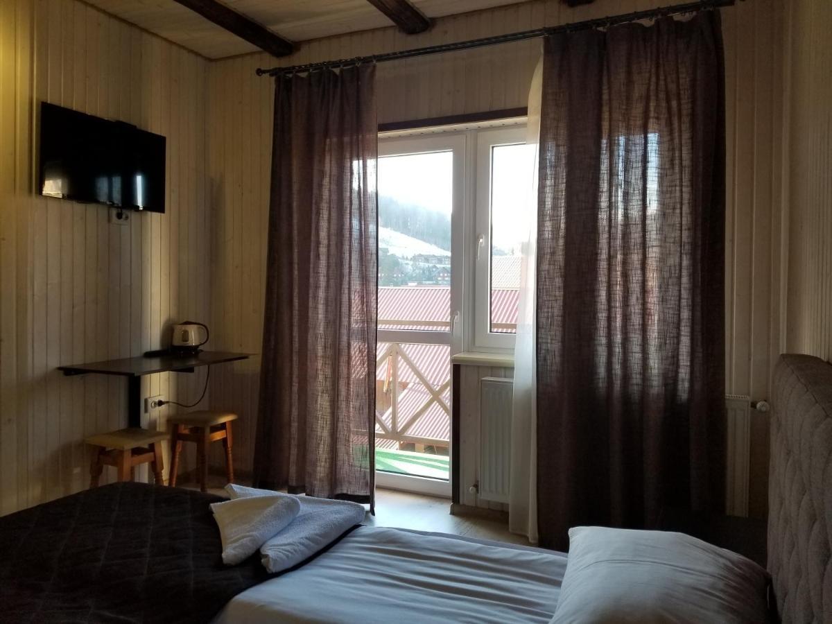 Guest House Mountain Bukovel Exterior photo
